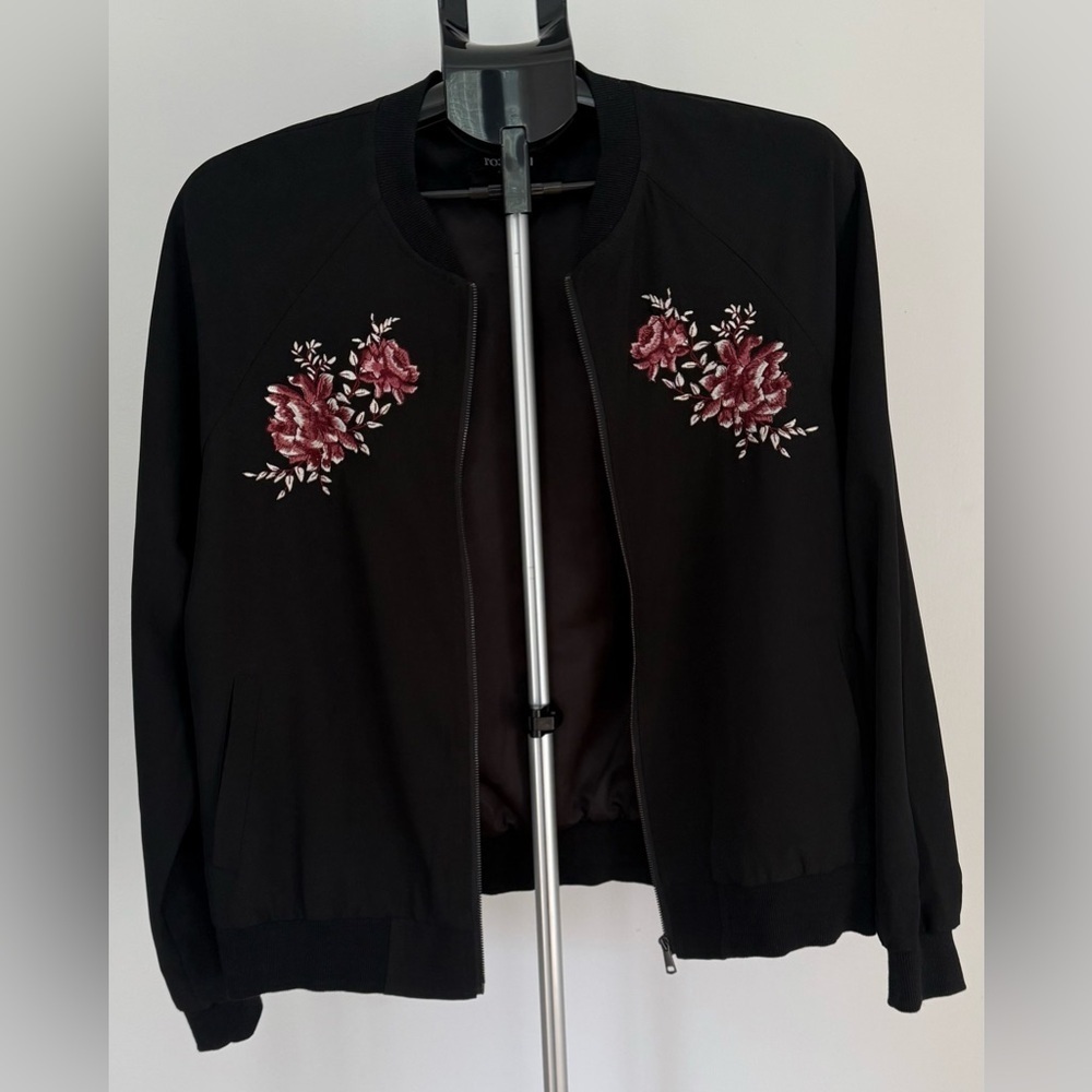 Roz & Ali Black Floral Embroidered Bomber Jacket | Size Large | Chic & Trendy - Picture 1 of 5
